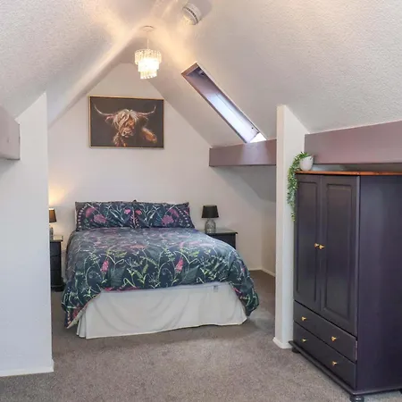 Wayside Farm Stable *